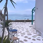 Mykonos Athanasia Seaview Oasis By The Port Apartman