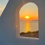 Mykonos Athanasia Seaview Oasis By The Port * Choulakia