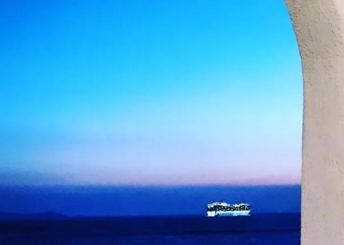 Mykonos Athanasia Seaview Oasis By The Port Apartamento